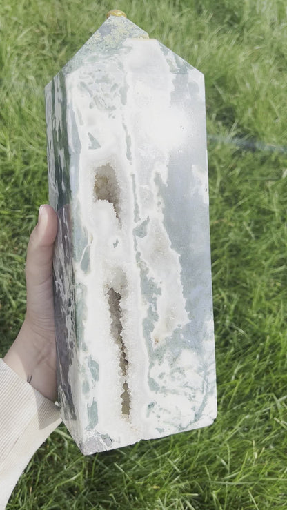 XXL Moss Agate Tower